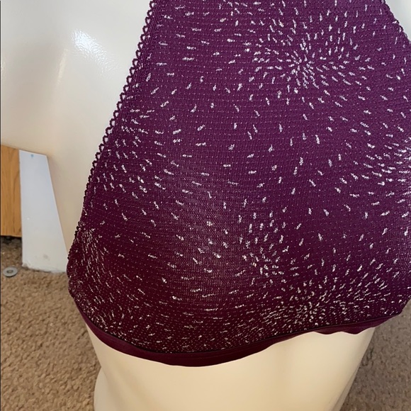 Victoria’s Secret Maroon Diamond Ice Sparkles Bra - Picture 2 of 7